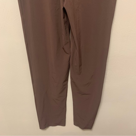 Athleta Brooklyn Ankle Pant Brown Size 8 Tall NWT New - Picture 8 of 14